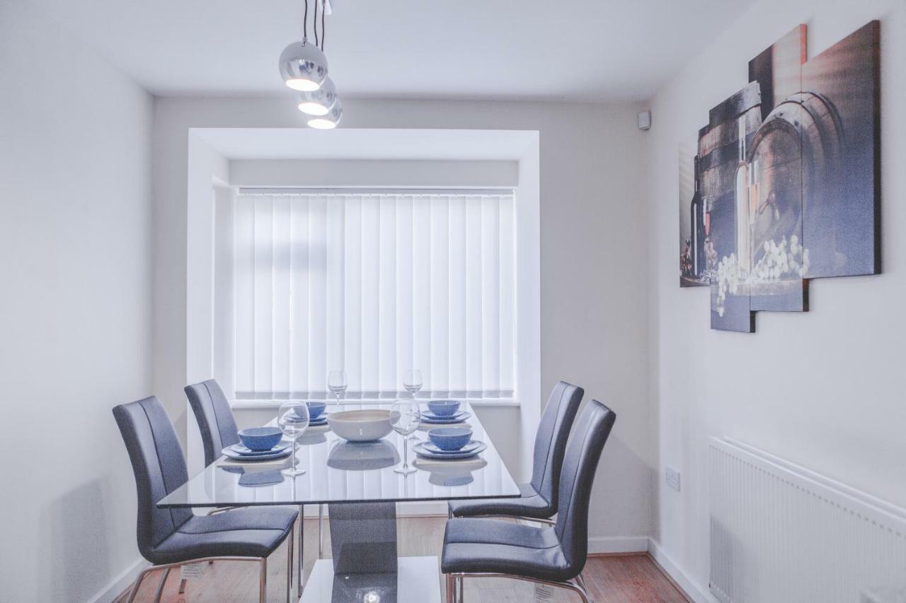 Salford Holiday Apartment Manchester Exterior foto