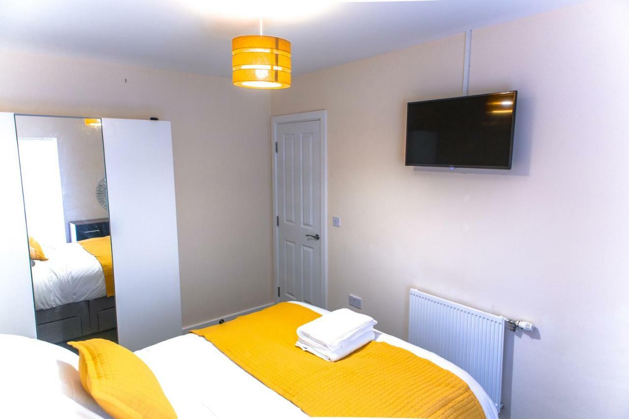 Salford Holiday Apartment Manchester Exterior foto